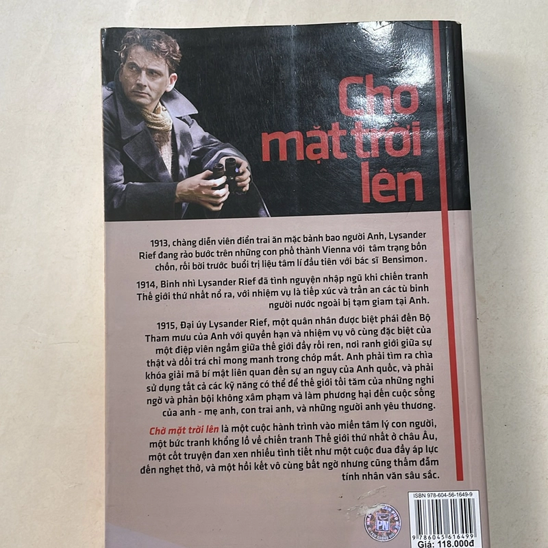 Chờ mặt trời lên - William Boyd 496846