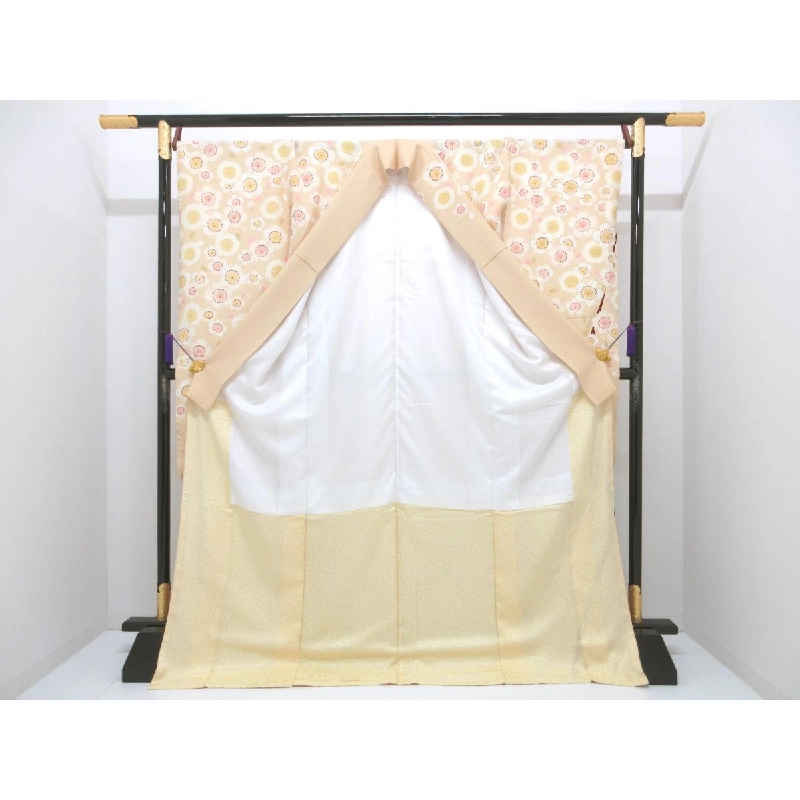 Kimono Furisode chế tác bằng vàng Yūzen - Hàng hiệu Chính hãng 875527