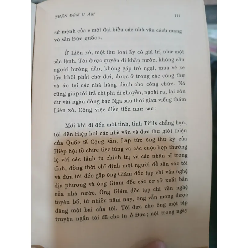 THẦN ĐÊM U ÁM (LE DIEU DES TÉNÈBRES) 703730