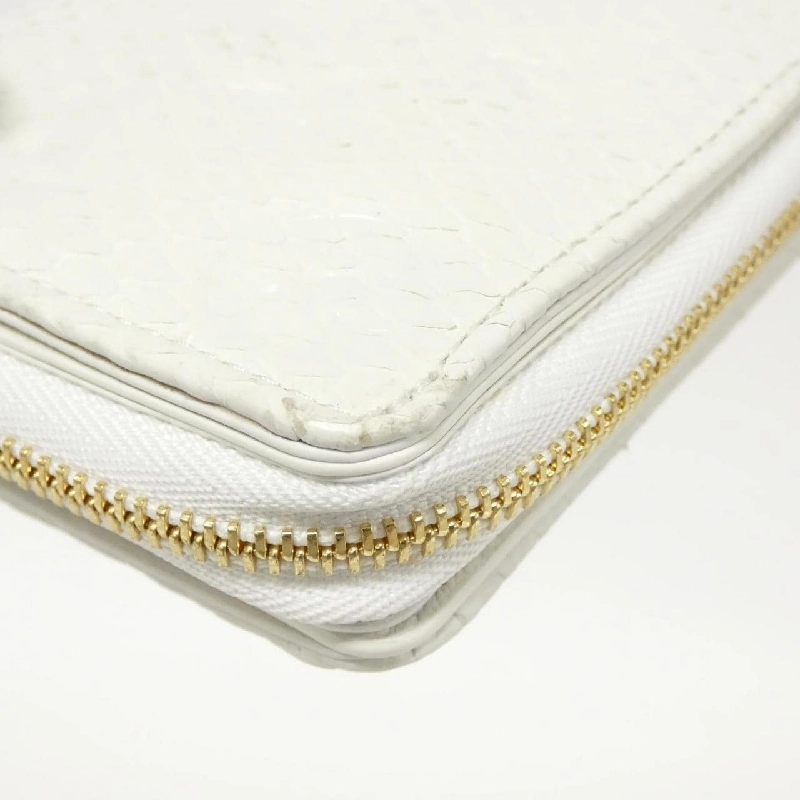 Ví Louis Vuitton da kỳ lạ Portefeuille Rue 622148