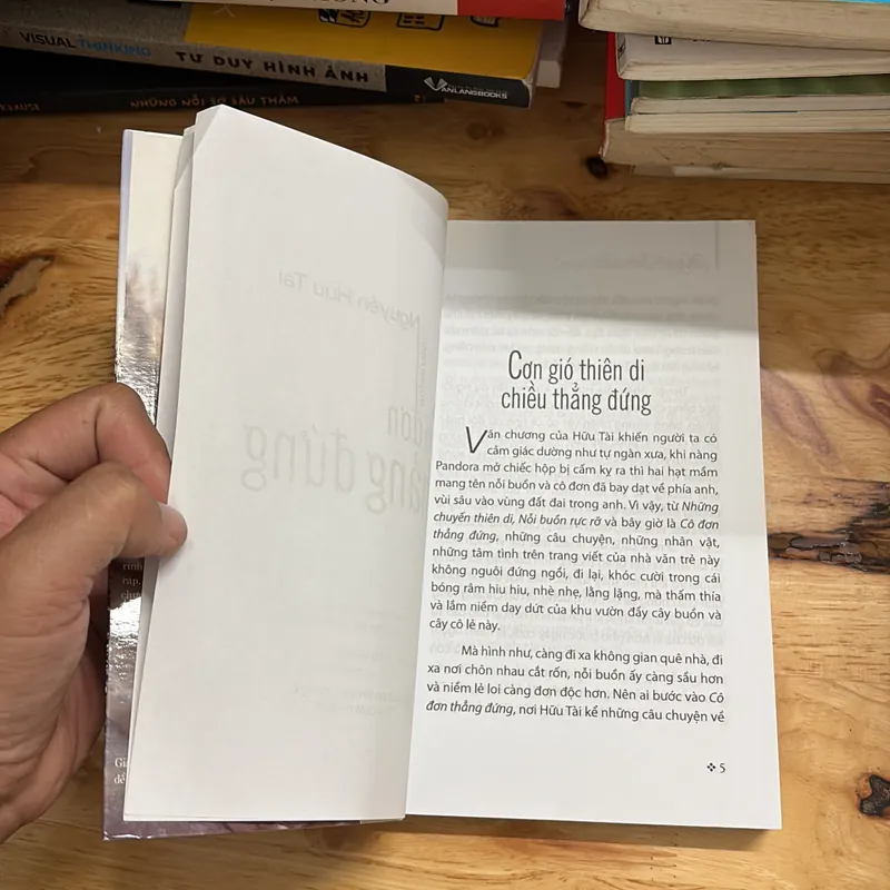 II Truyện Ngắn: Cô Đơn Thẳng Đứng - Nguyễn Hữu Tài - 2013 696009