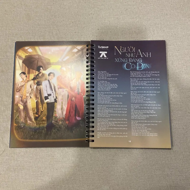 Lyric Book Anh Trai Say Hi 2025 + Tặng 1 Card Limited 926872