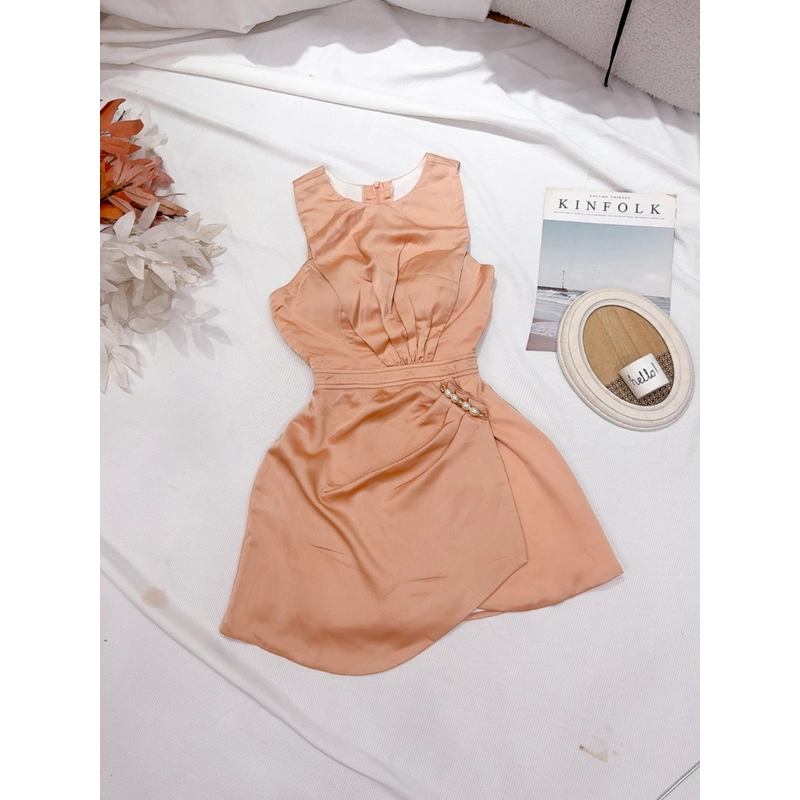 Đầm thiet kế 537185