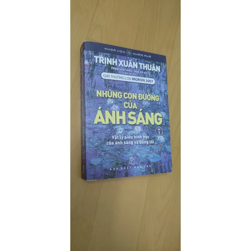 NHỮNG CON ĐƯỜNG ÁNH SÁNG  559399