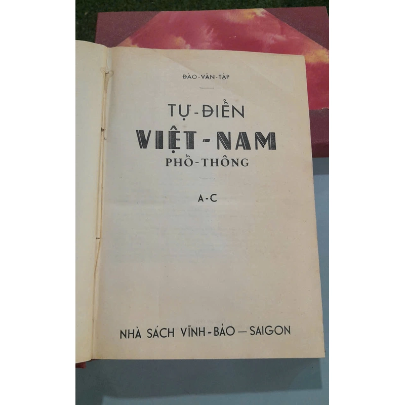 TỰ ĐIỂN VIỆT NAM PHỔ THÔNG - ĐÀO VĂN TẬP 476145