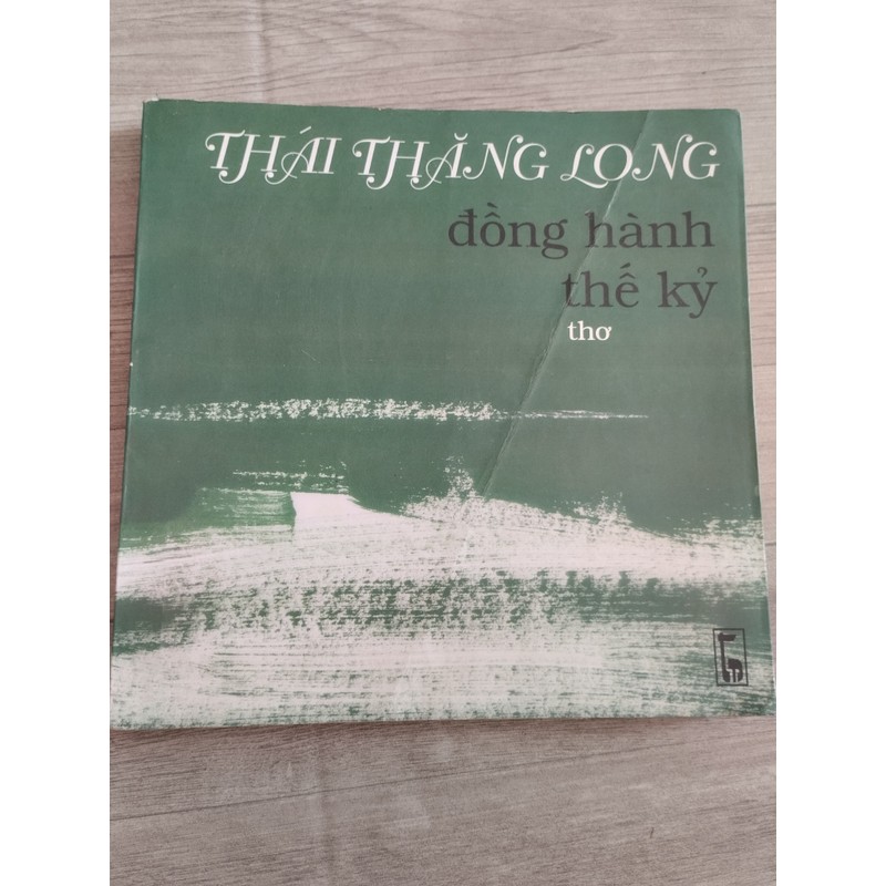 Thái Thăng Long: Đồng hành thế kỷ thơ 70008