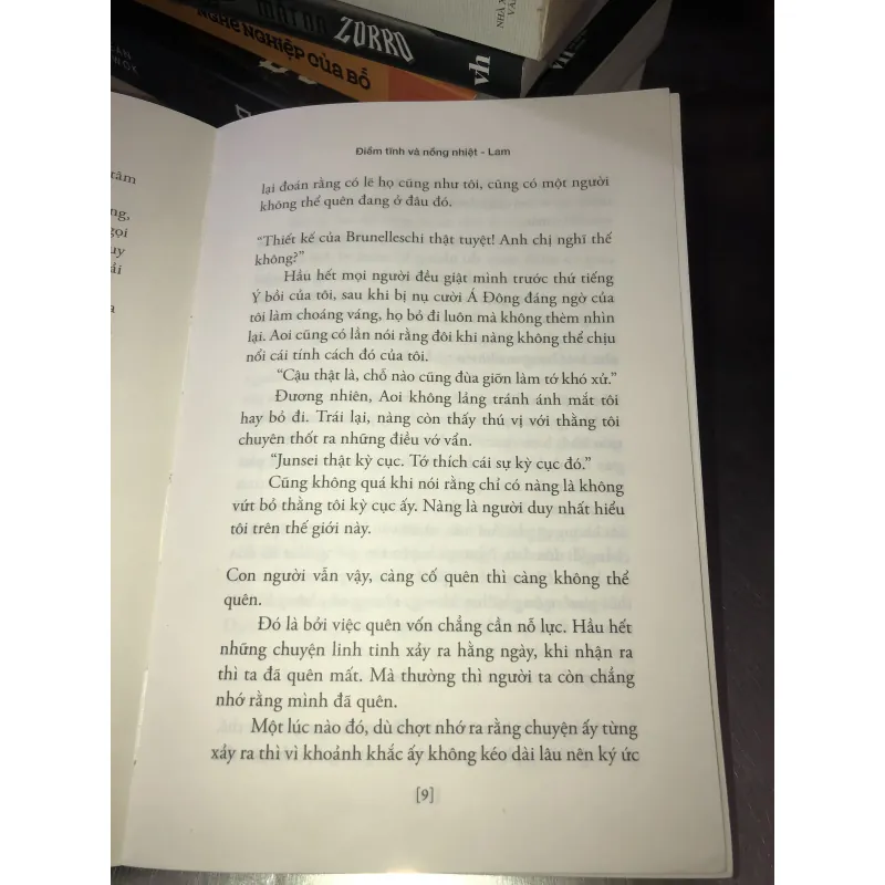 Điềm tĩnh và nồng nhiệt - Lam 1022511