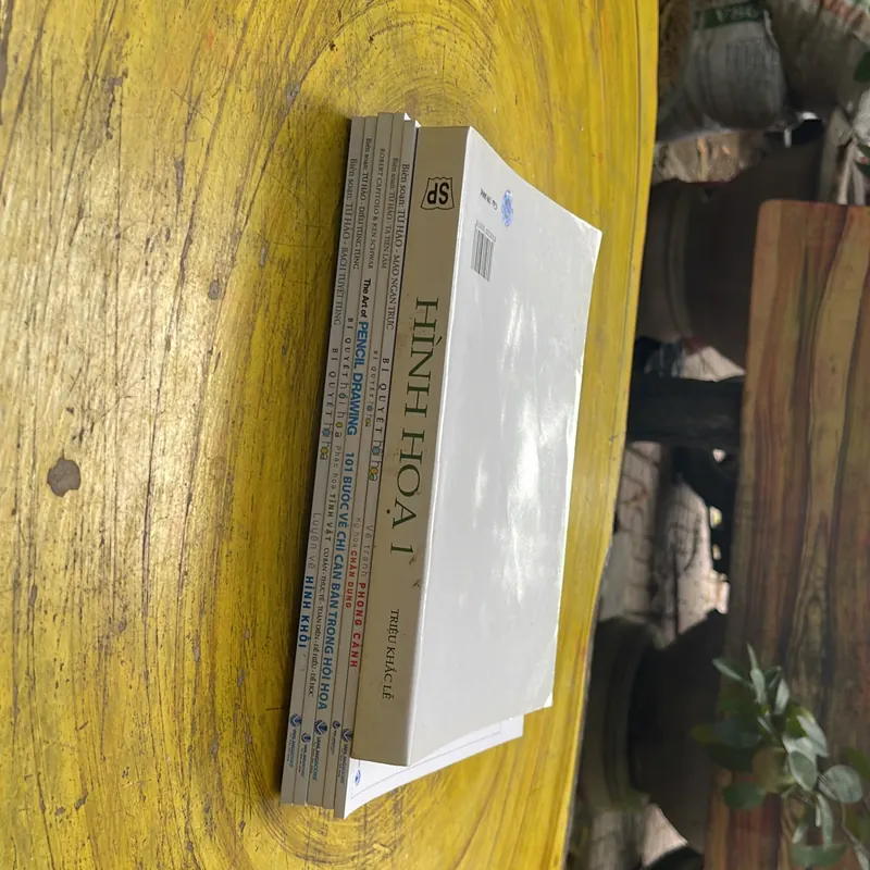 COMBO HÌNH HOẠ 1 - BÍ QUYẾT HỘI HOẠ LUYỆN VẼ HÌNH KHỐI- PHÁC HOẠ TĨNH VẬT- 101 BƯỚC KÝ HOẠ 709292