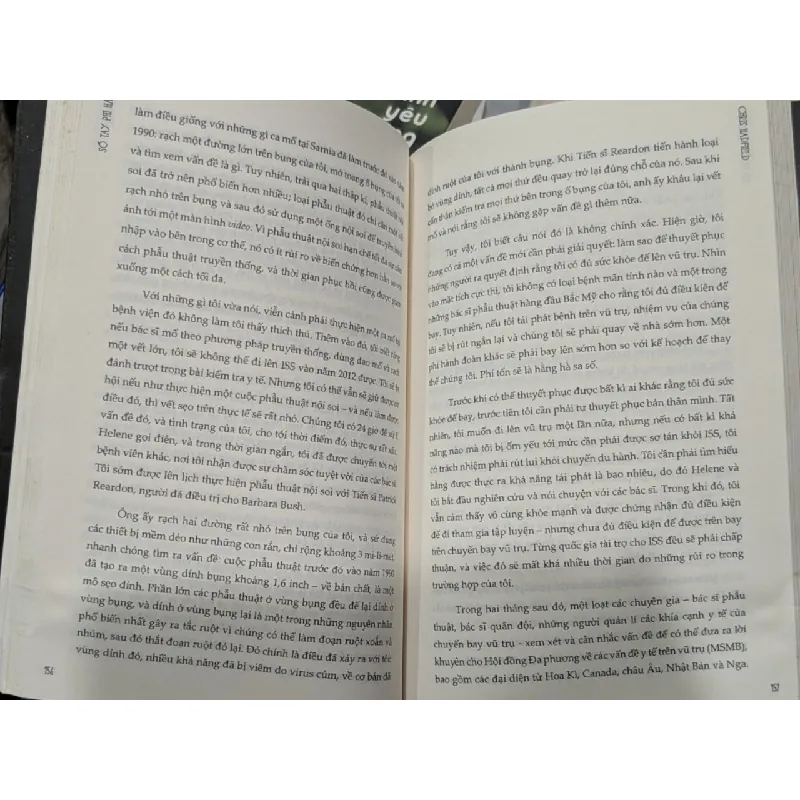 Sổ tay phi hành gia - Chris Hadfield 655725