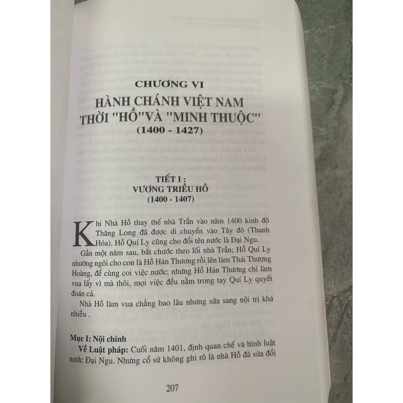 Lược khảo nền hành chánh Việt Nam từ thời lập quốc đến hiện đại (2879 TCN - 1975 SCN) 276766