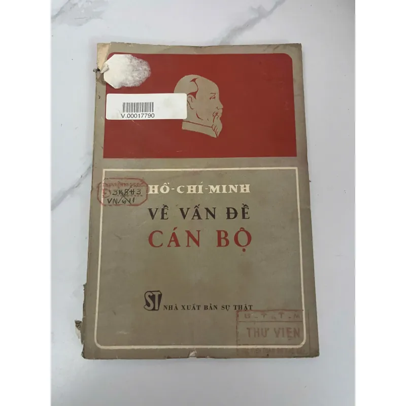 Về vấn đề cán bộ — Hồ Chí Minh 926497