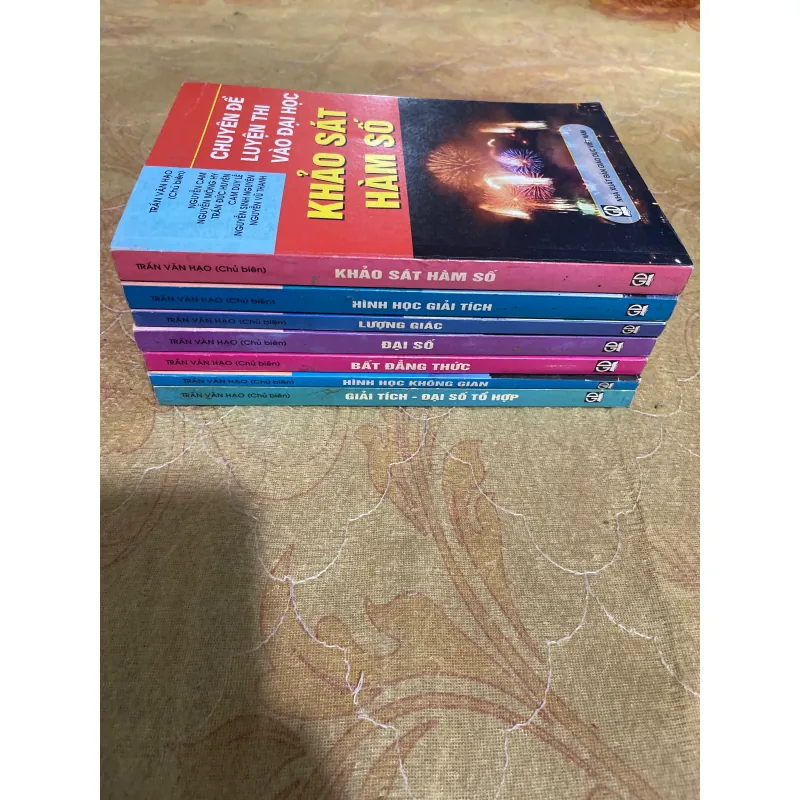 CHUYÊN ĐỀ LUYỆN THI VÀO ĐẠI HỌC ( 7 tập ) KSHS- HHGT- LG- ĐS- BĐT- HHKG- GT&ĐSTH 731354