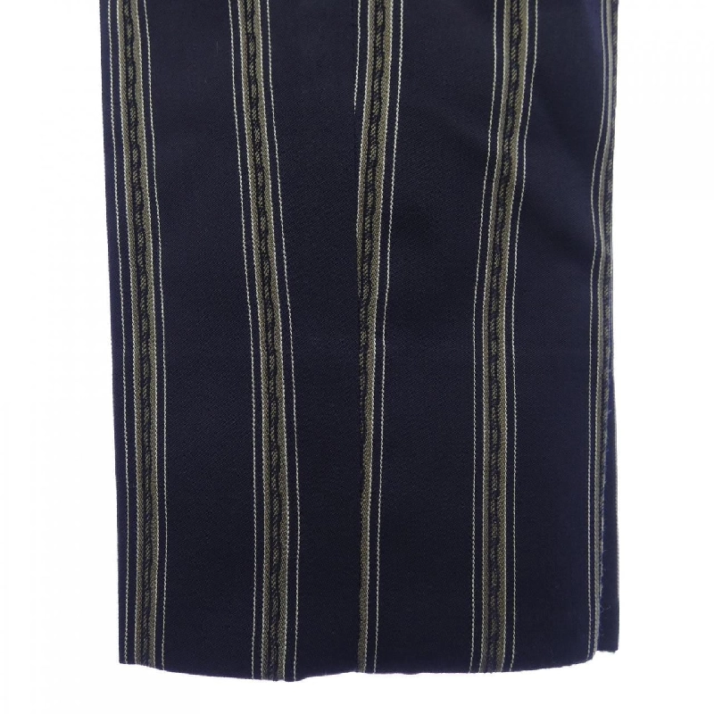 Quần LOUIS VUITTON HNFP9WI56 - Hàng hiệu Authentic 896708