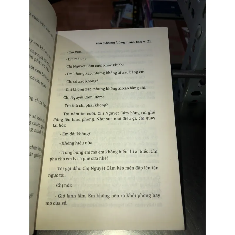 Còn những bóng mưa tan - Từ Kế Tường 1009473