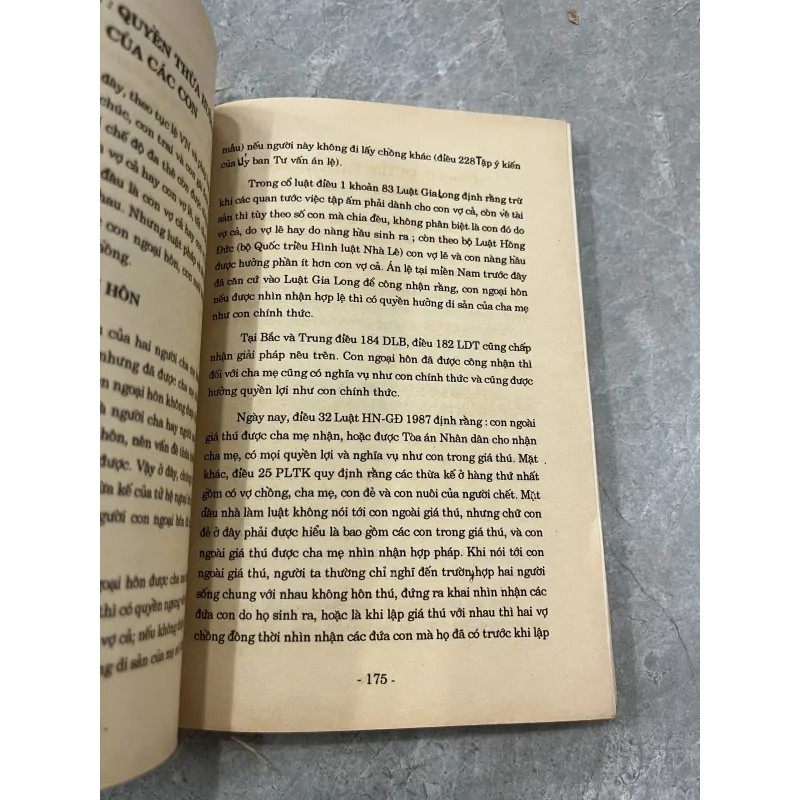 CHẾ ĐỘ HÔN SẢN VÀ THỪA KẾ TRONG LUẬT VIỆT NAM - NGUYỄN MẠNH BÁCH 990775