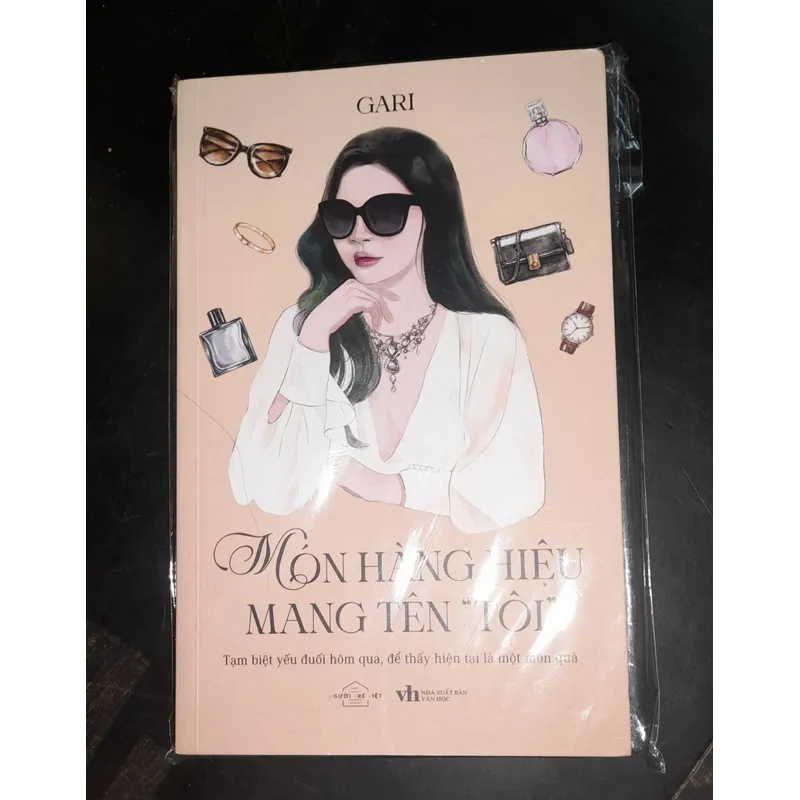 Đồng giá 50k /1 cuốn mua 3 cuốn tớ tặng cuốn Con kỳ nhông ( trinh thám ) nếu còn ạ  702921