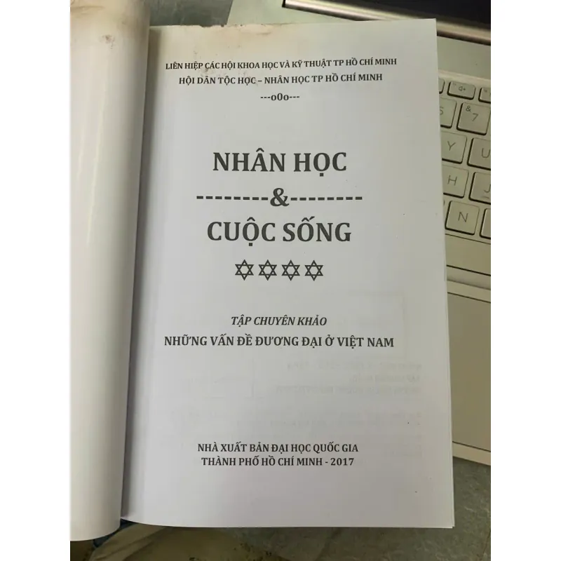 NHÂN HỌC & CUỘC SỐNG - NGÔ VĂN LỆ (CHỦ BIÊN) 722955