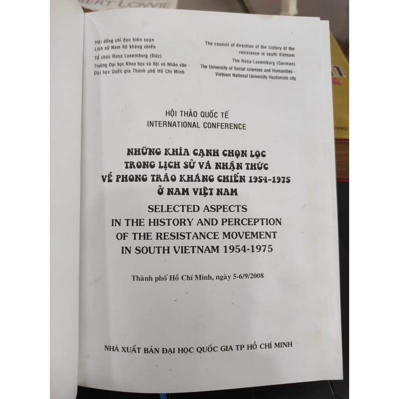 Những khía cạnh chọn lọc trong lịch sử và nhận thức về phong trào kháng chiến 1954-1975  300378