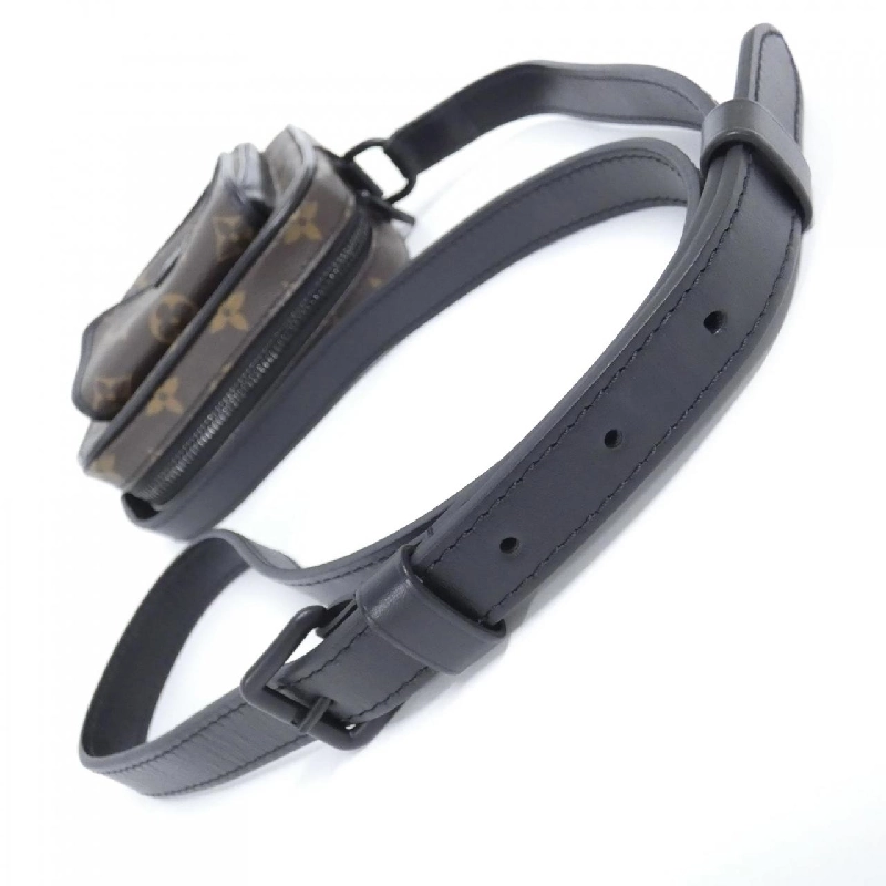 Túi đeo chéo Louis Vuitton Monogram Macassar Christopher Wearable Wallet M69404 - Hàng hiệu Chính hãng 776485