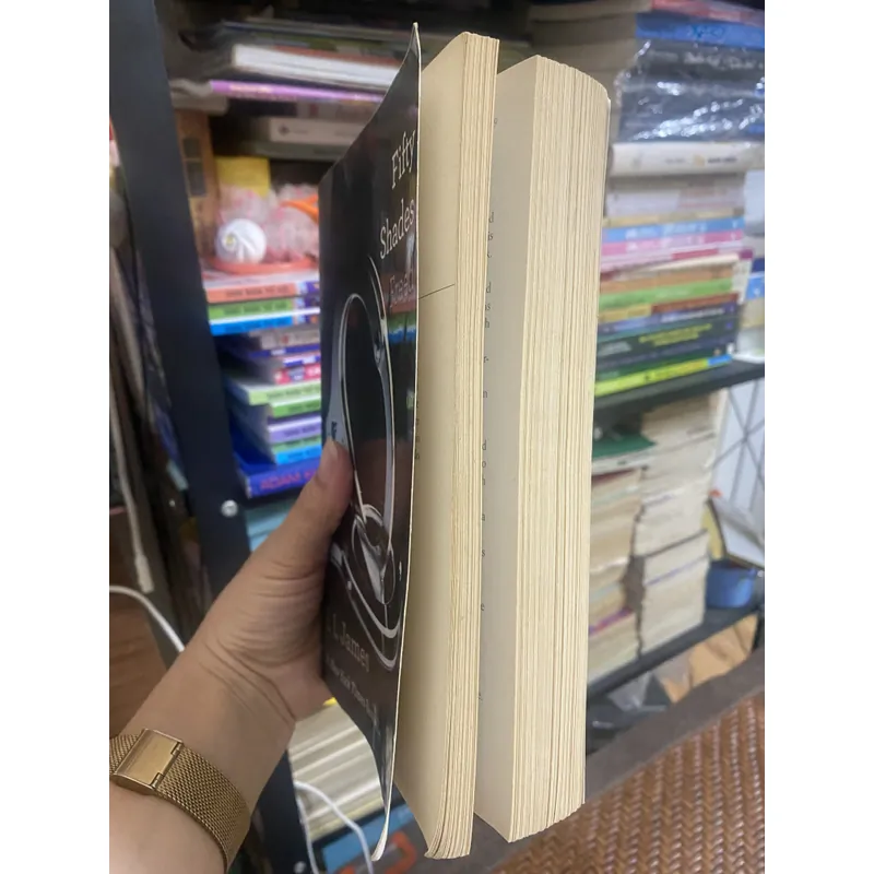 FIFTY SHADES FREED - E.L. JAMES (50 Sắc Thái -  Bản Tiếng Anh) 607660