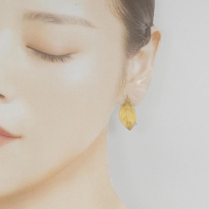 K18YG/K18WG Bông tai kim cương hình lá - Hàng hiệu Chính hãng 869782