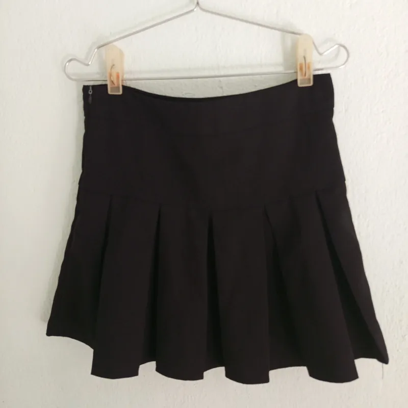 Pass 12 áo dài cá nhân em vừa bán vừa cho ạ. 713169