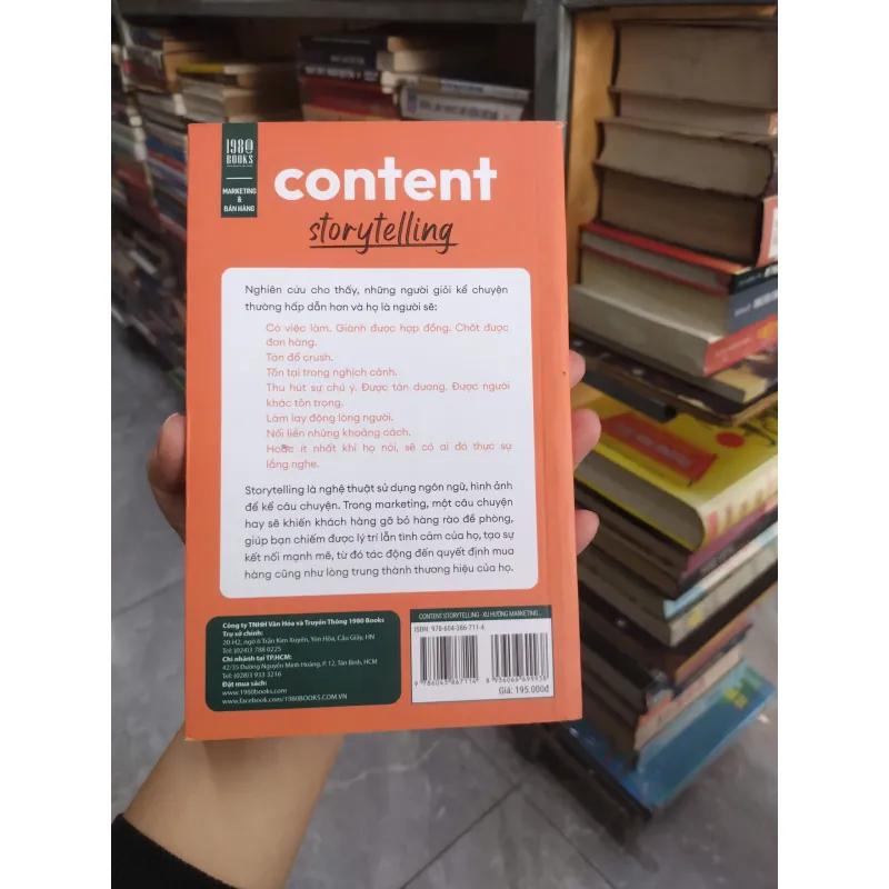 Sách: Xu hướng Marketing thu hút triệu view (B1) 715220