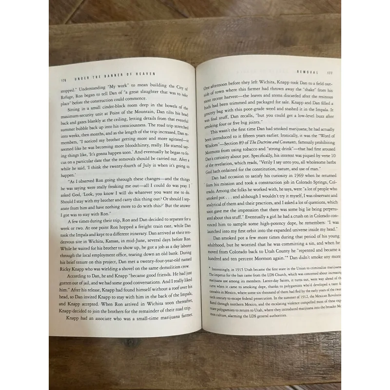 Under the Banner of Heaven - Jon Krakauer 730871