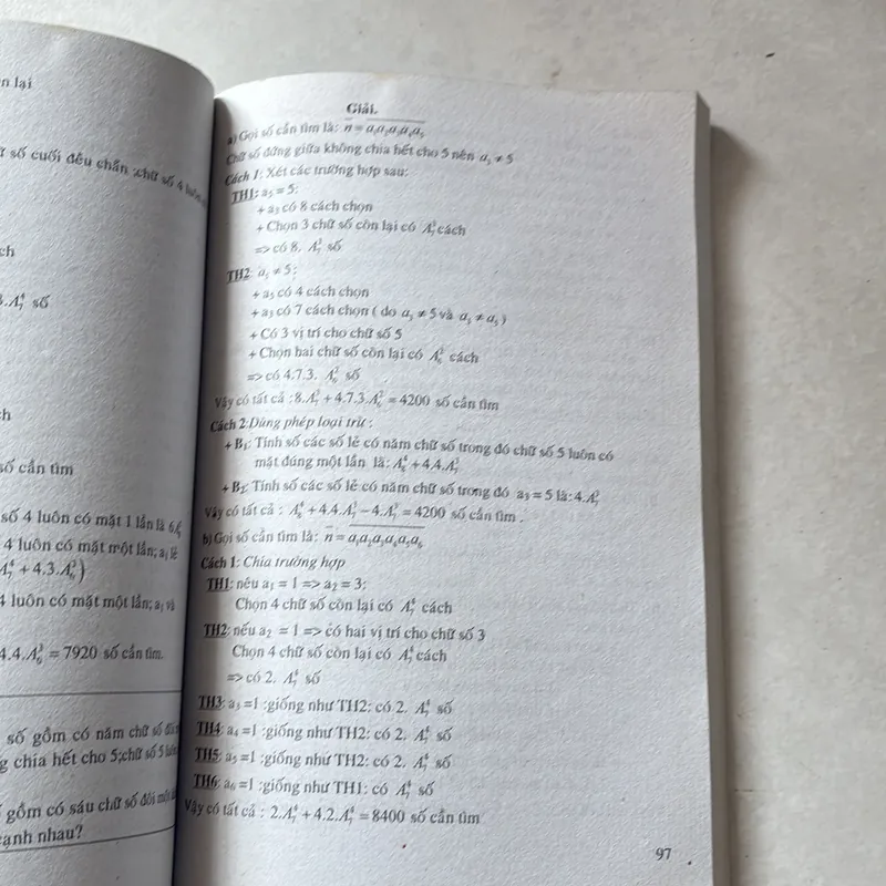 Phân loại và hướng dẫn giải toán giải tích tổ hợp 739290