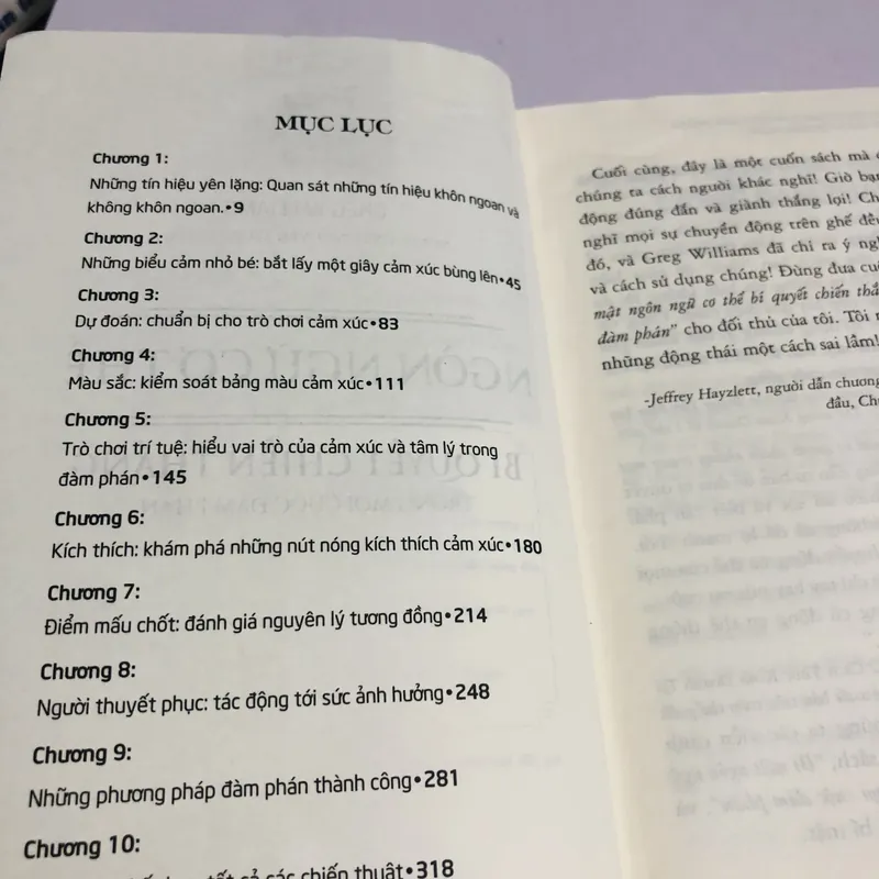 NGÔN NGỮ CƠ THỂ BÍ QUYẾT CHIẾN THẮNG TRONG MỌI CUỘC ĐÀM PHÁN  703013