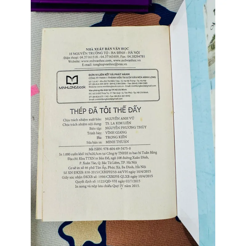 [Kinh điển] Thép đã tôi thế đấy - Nikolai Ostrovsky - Tốt 931655