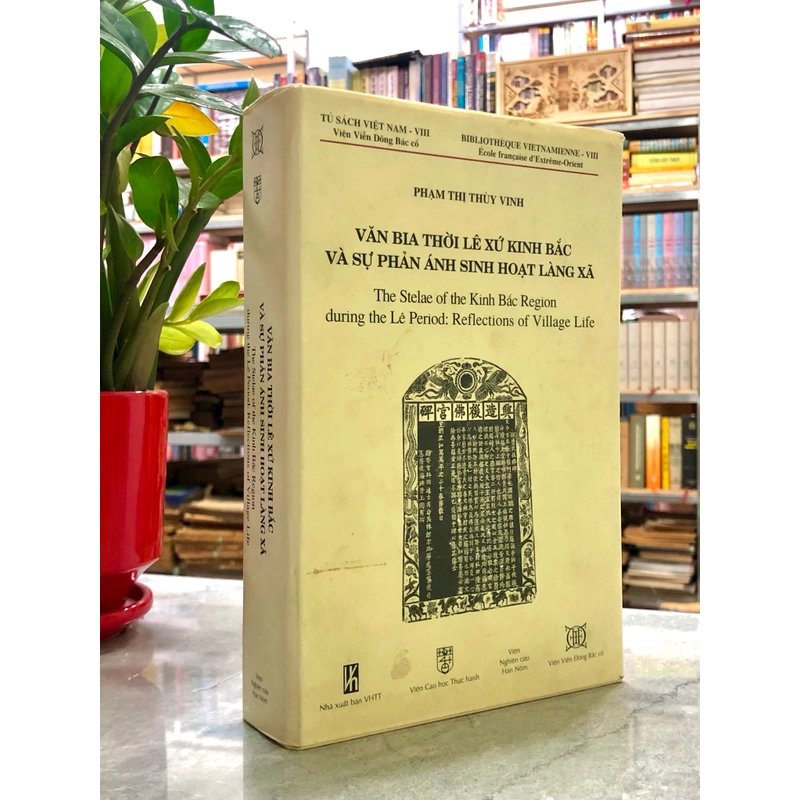 VĂN BIA THỜI LÊ XỨ KINH BẮC VÀ SỰ PHẢN ẢNH SINH HOẠT LÀNG XÃ 355627