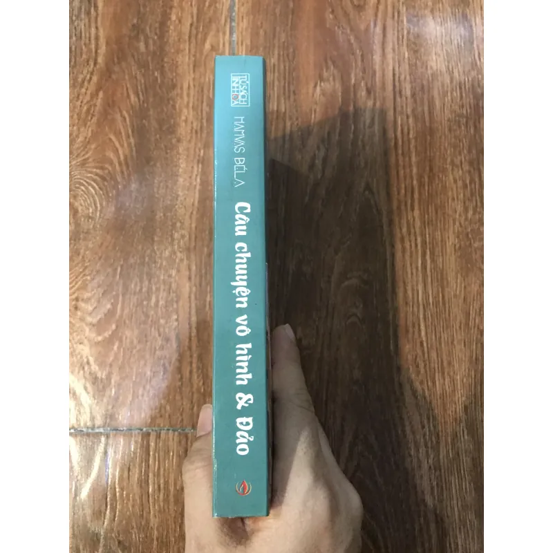 Câu chuyện vô hình & đảo - Hamvas Bela (t4) 1012835