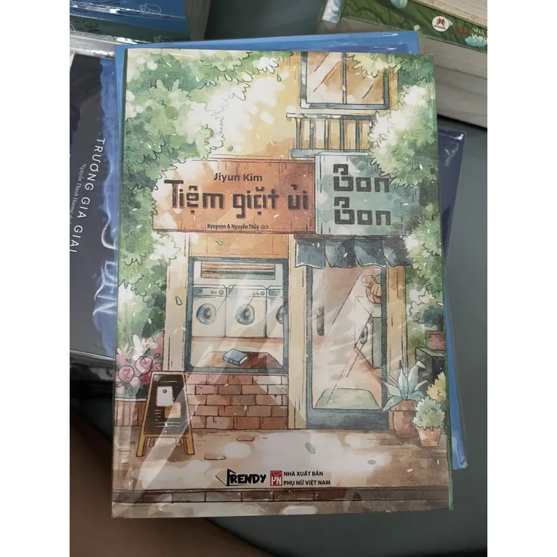 “Tiệm giặt ủi Bon Bon” - tác giả Jiyun Kim (sách mới 100%) 604891