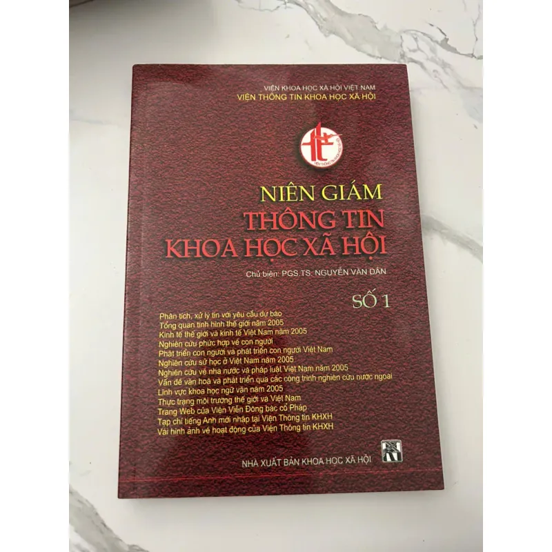 NIÊN GIÁM THÔNG TIN KHOA HỌC XÃ HỘI (SỐ 1) - PGS. TS. Nguyễn Văn Dân (Chủ biên) 657323