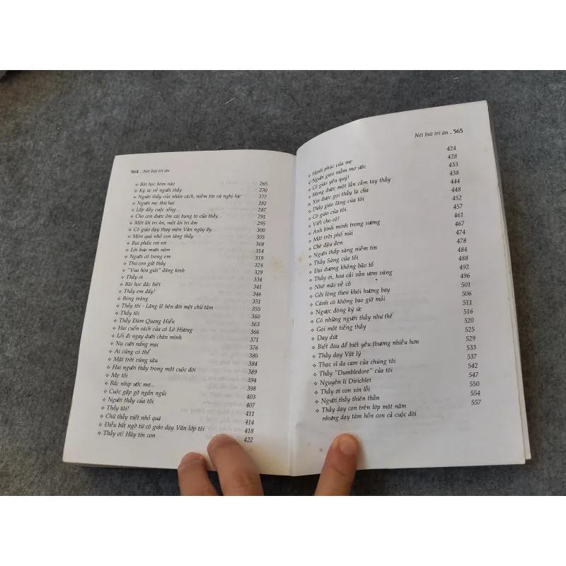 NÉT BÚT TRI ÂN 720003