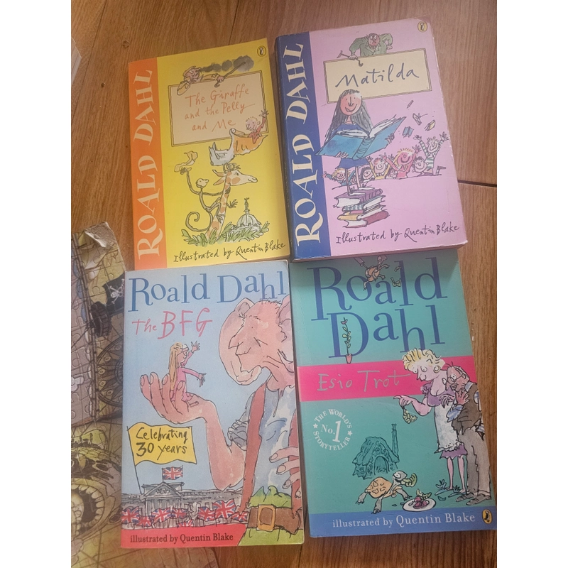 12q Roald Dahl không trùng (Sách tiếng anh) như hình 
240k 475348