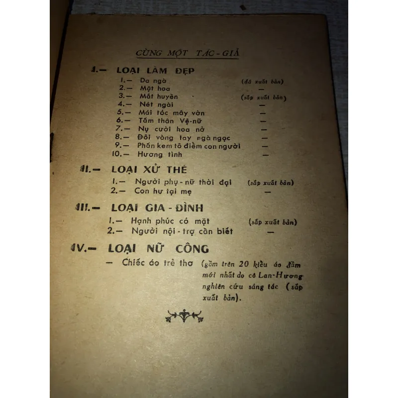 Mặt Hoa-Loại làm đẹp cô lan hương 995993