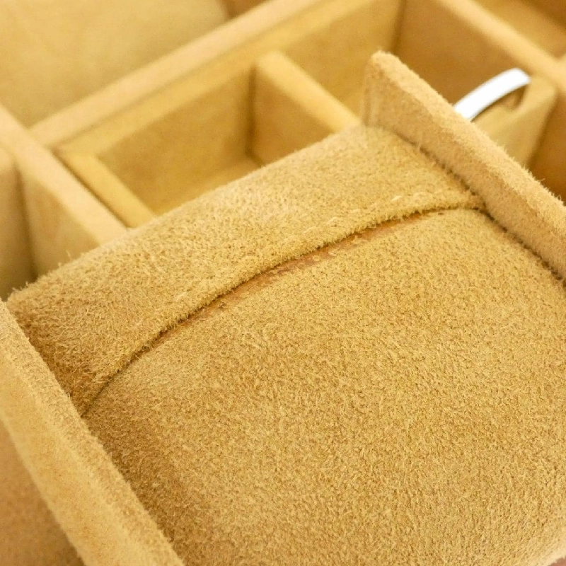 Hermès FELIN DANS UN JARDIN MEXICAN Hộp Casaque 32.5×22.5 400200M 625564