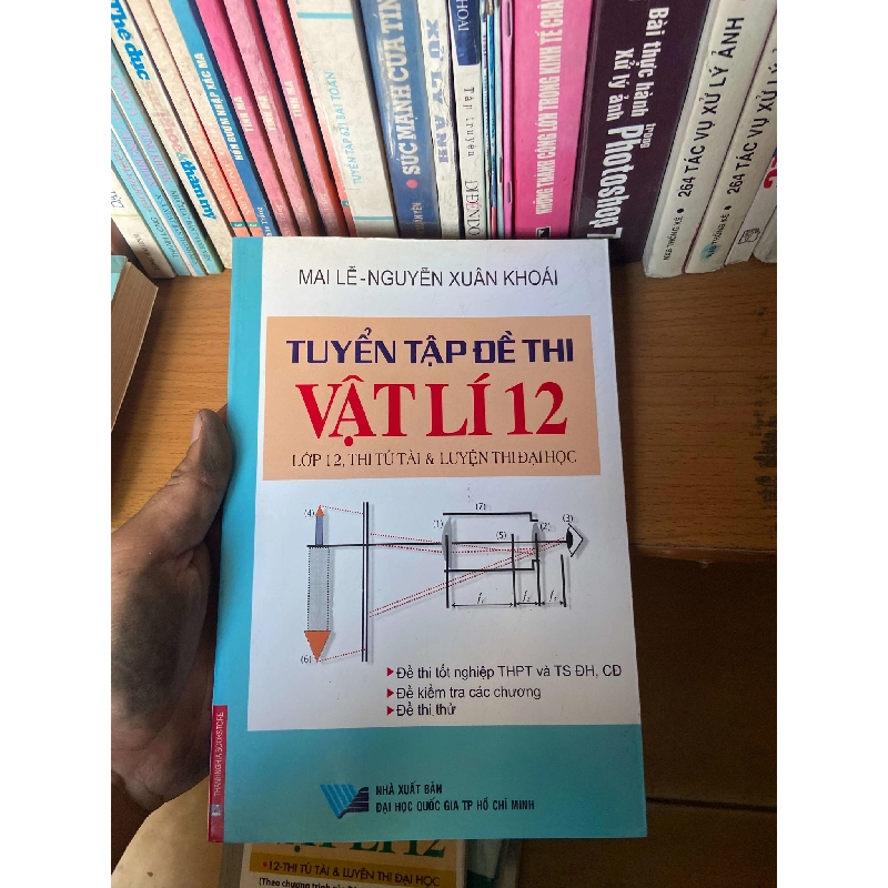 (Sách cũ SCGR) Tuyển Tập Đề Thi Vật Lí 12 (Lớp 12, Thi Tú Tài & Luyện Thi Đại Học) - Mai Lễ, Nguyễn Xuân Khoái 2010 Tham khảo - luyện thi VAVO-AK1T2 Blogmeo090426 1013987