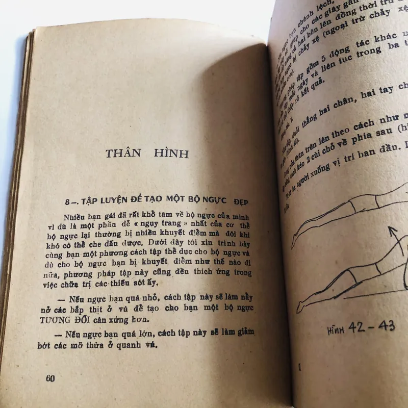 NGHỆ THUẬT TRANG ĐIỂM – Bà Tuyết Vinh 1974 718112