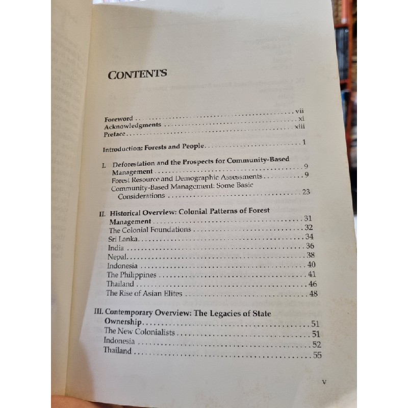 BALANCING ACTS : Community-Based Forest Management And National Law In Asia And The Pacific 149759