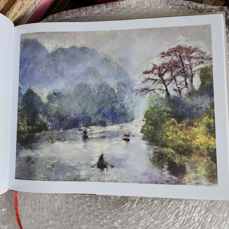 Những miền lưu dấu - Cảnh Việt trong văn chương | bìa cứng  418936