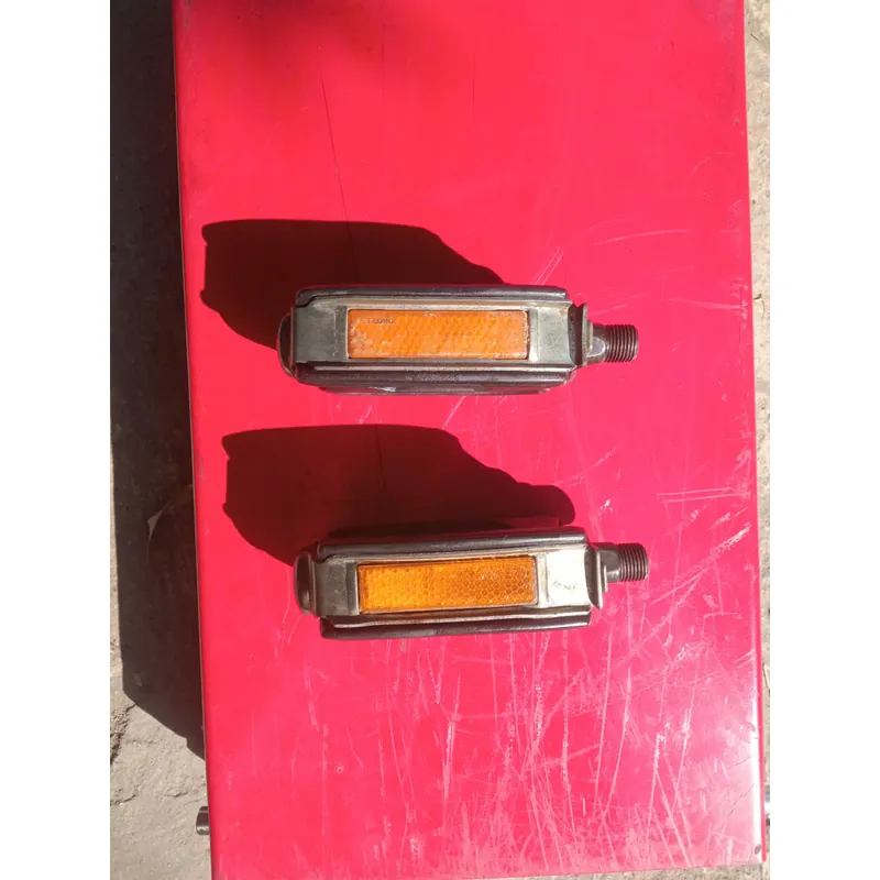 ĐÔI BÀN ĐẠP XE ĐẠP CỔ XƯA ĐẸP.-ZIN CHẤT - SIÊU BỀN... 714752