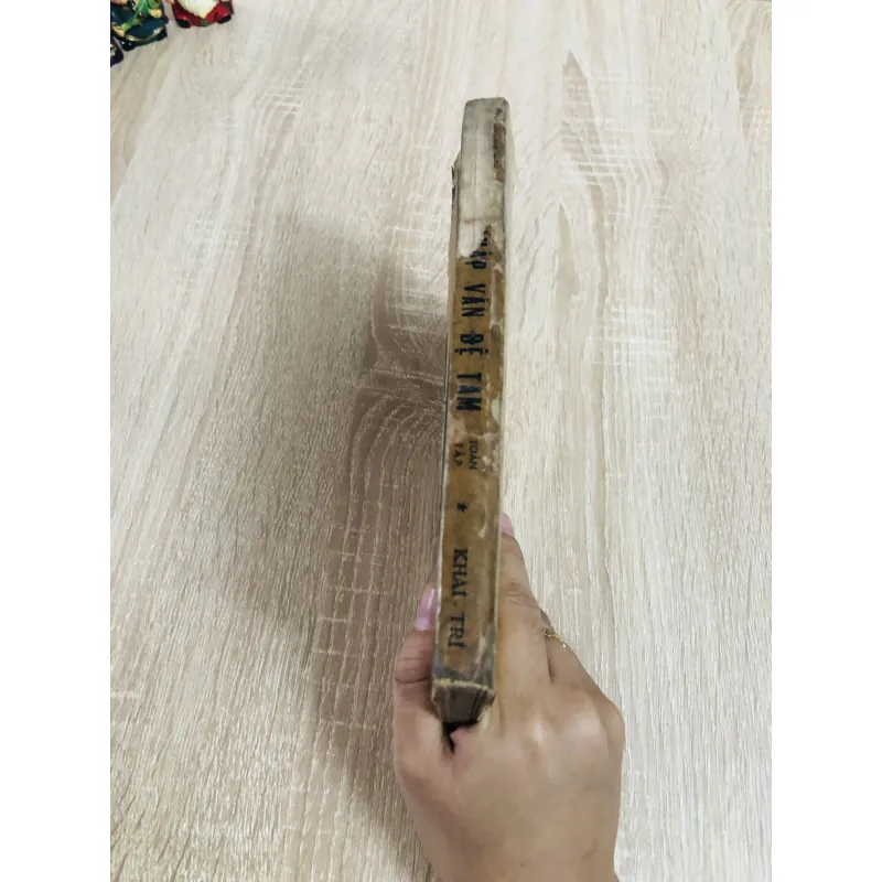 PHÁP VĂN ĐỆ TAM 971693