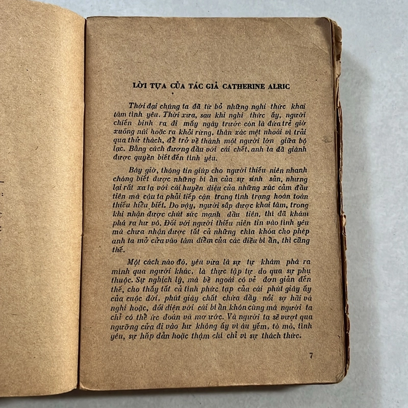 Rung động đầu đời — Catherine Alric — 1989s 497672