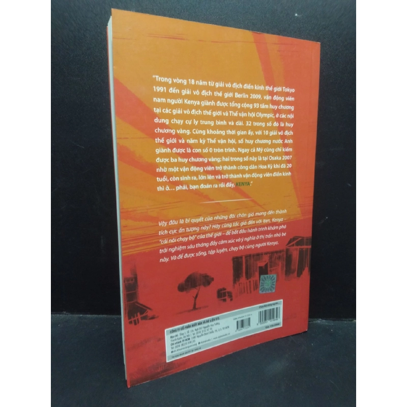 Chạy bộ cùng người Kenya Adharand Finn 2020 mới 90 % nhăn gáy nhẹ HCM2504 văn học 914148