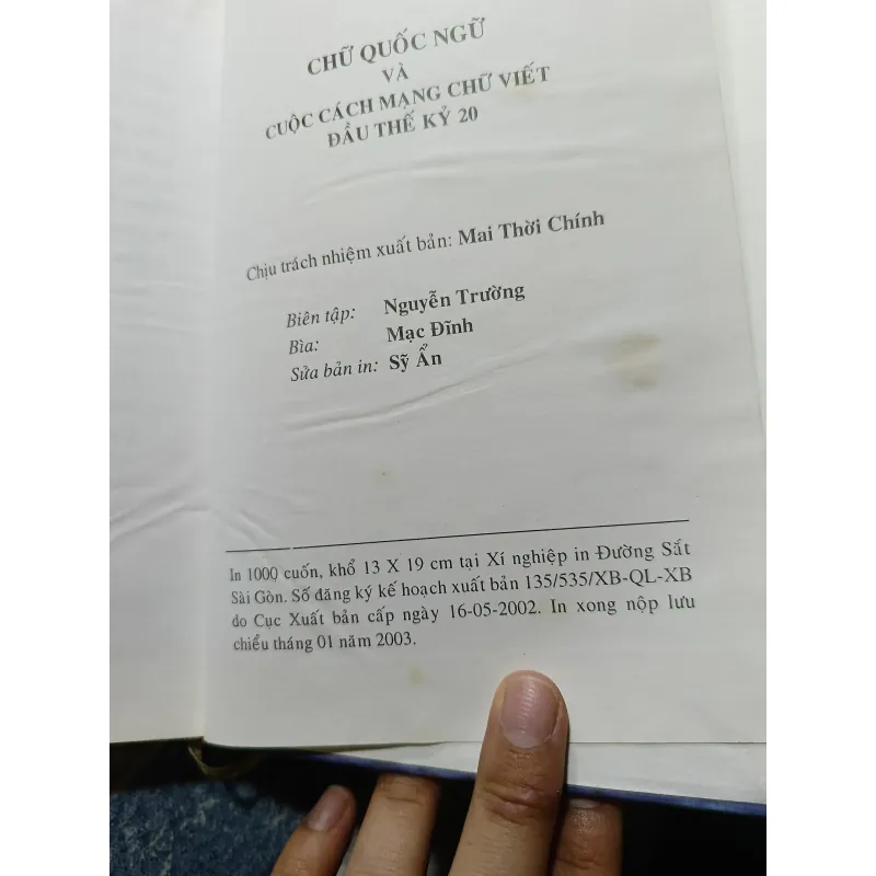 Chữ Quốc ngữ và cuộc cách mạng chữ viết đầu thế kỷ 20 - Hoàng Tiến 974054