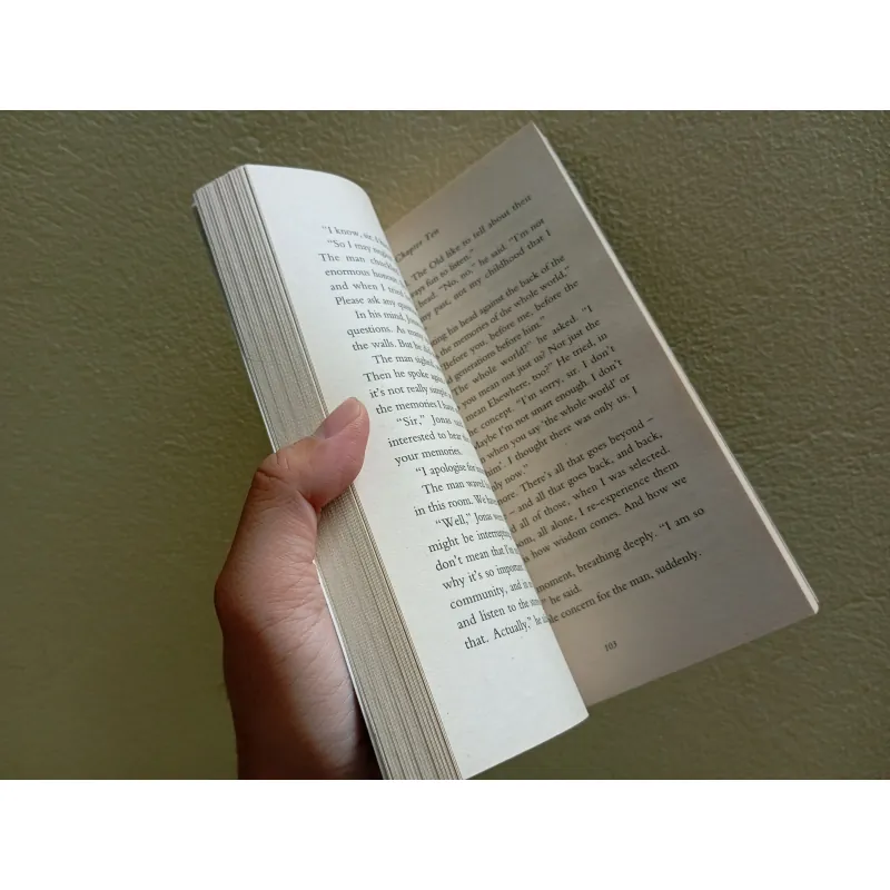 The giver english book sách tiếng Anh  1005934