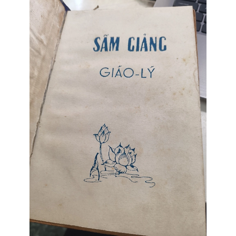 Sấm giảng giáo lý - Giáo hội Phật giáo Hoà Hảo (sách kéo lụa đã đóng bìa) 1045168